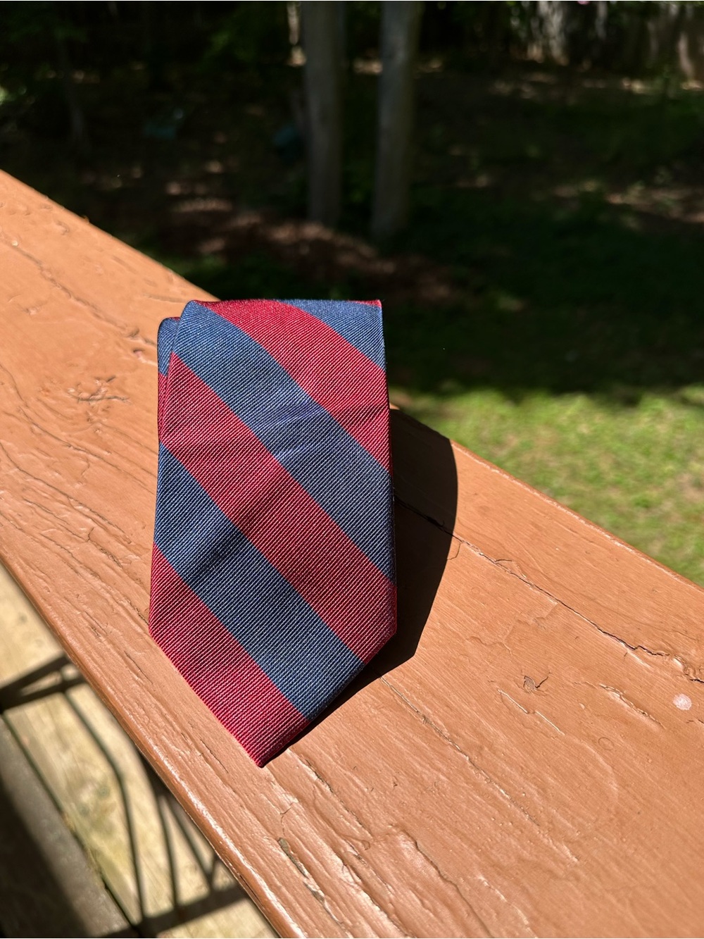 Parquet silk red and blue tie